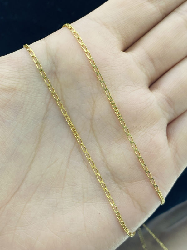 Cadena dorada fígaro para dama, oro de 18k