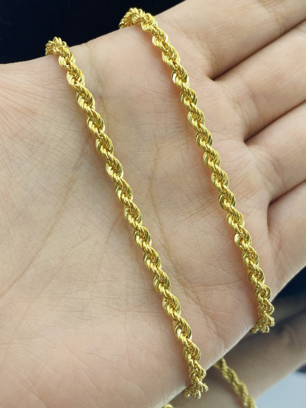 Cadena de cuerda para dama, oro de 18k
