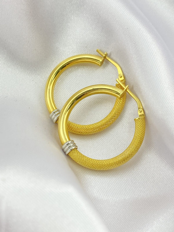 Pendientes lupe para dama, oro 18k.