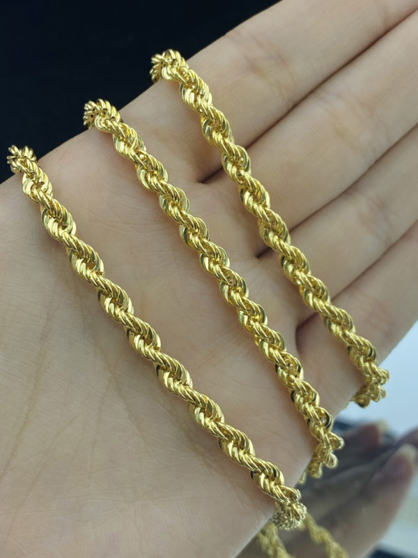 Cadena San Francisco para caballero, oro de 18k.