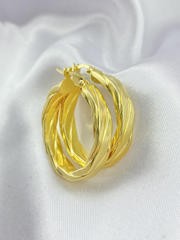 Pendientes dorada mini melcocha para dama, oro 18k.